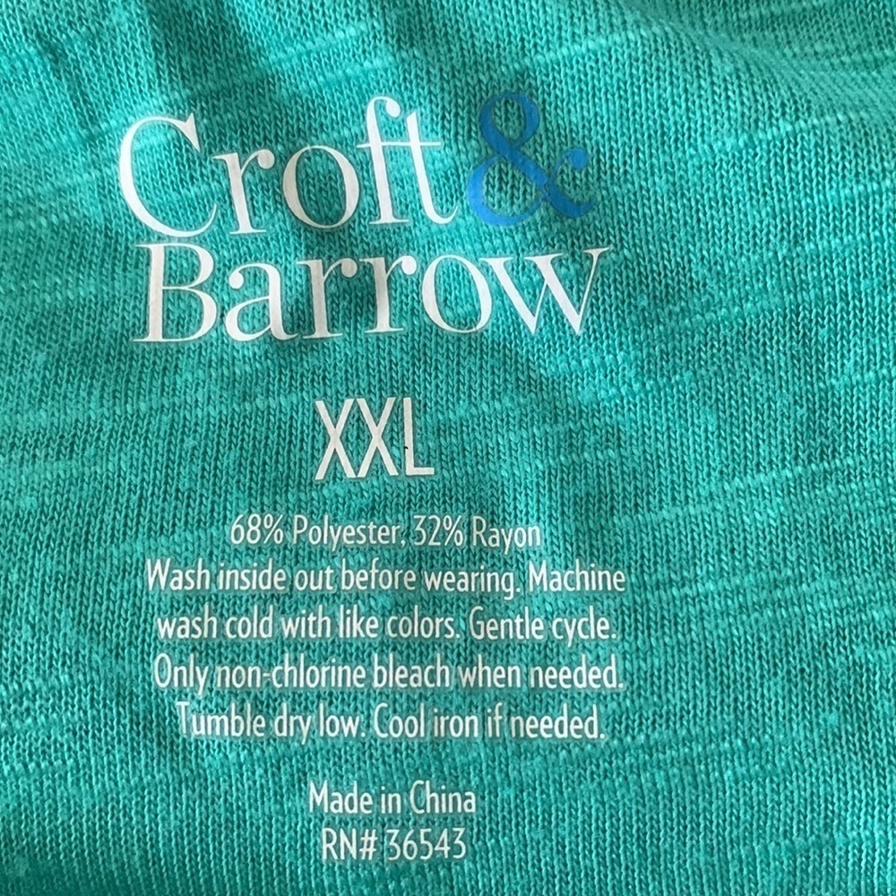 Croft & Barrie Sleeveless Tee, Size XXL, pretty flower pattern, good condition - Picture 3 of 3